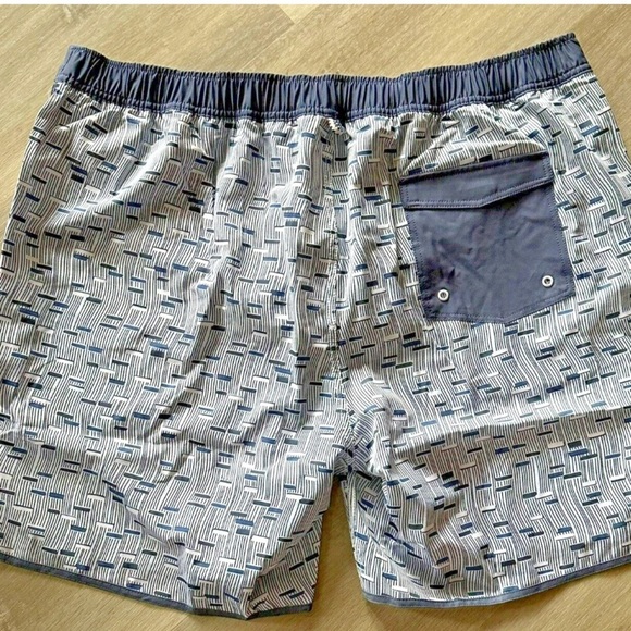 Johnnie-O, Men's XXL,Swimsuit Trunks Shorts Twilight Blue Design,Excellent Cond - Picture 6 of 16